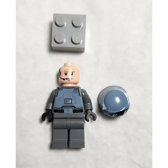 Lego Star Wars General Maximillian Veers Minifigure VG+ Pre-owned - Picture 2 of 3